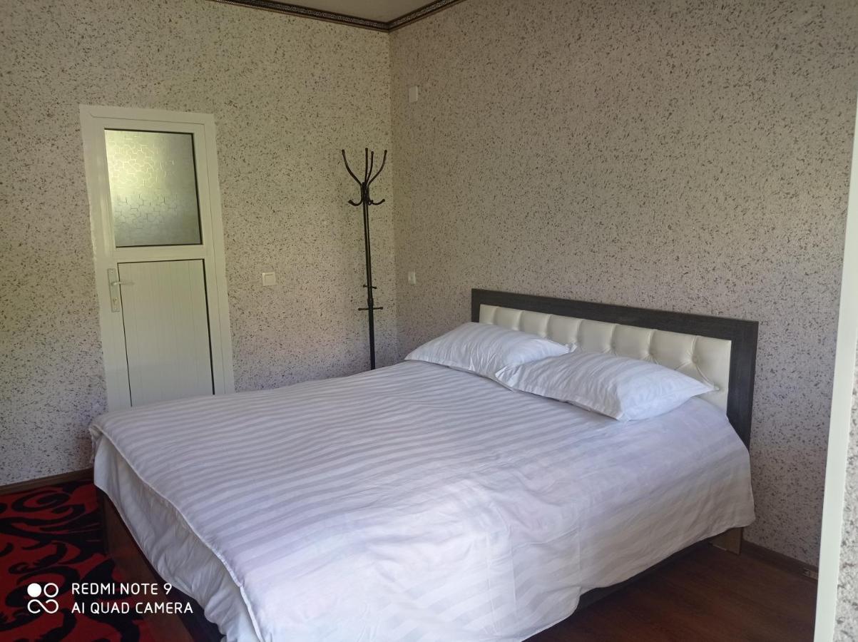 Guest House Sary-Chelek Arkit Exteriör bild